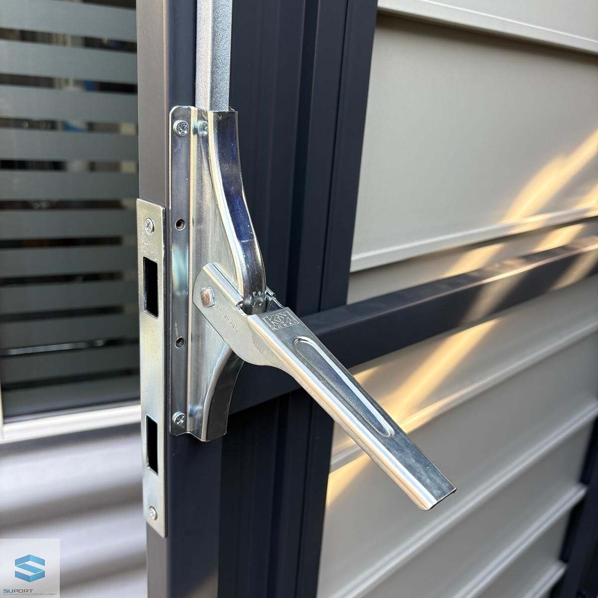 Abfall-Müllcontainerhaus-Stulpenverschluss