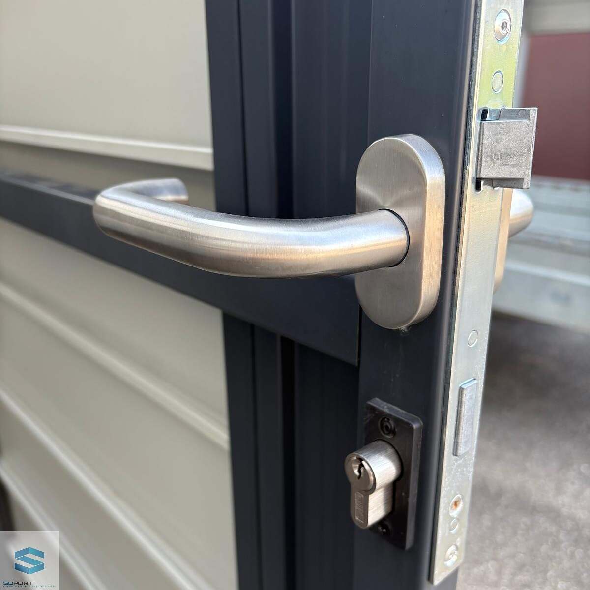 Abfall-Müllcontainerhaus-Verriegelung